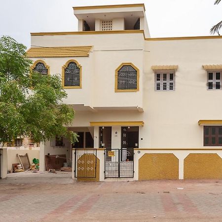 Oyo Eden Residency Otel Madurai Dış mekan fotoğraf